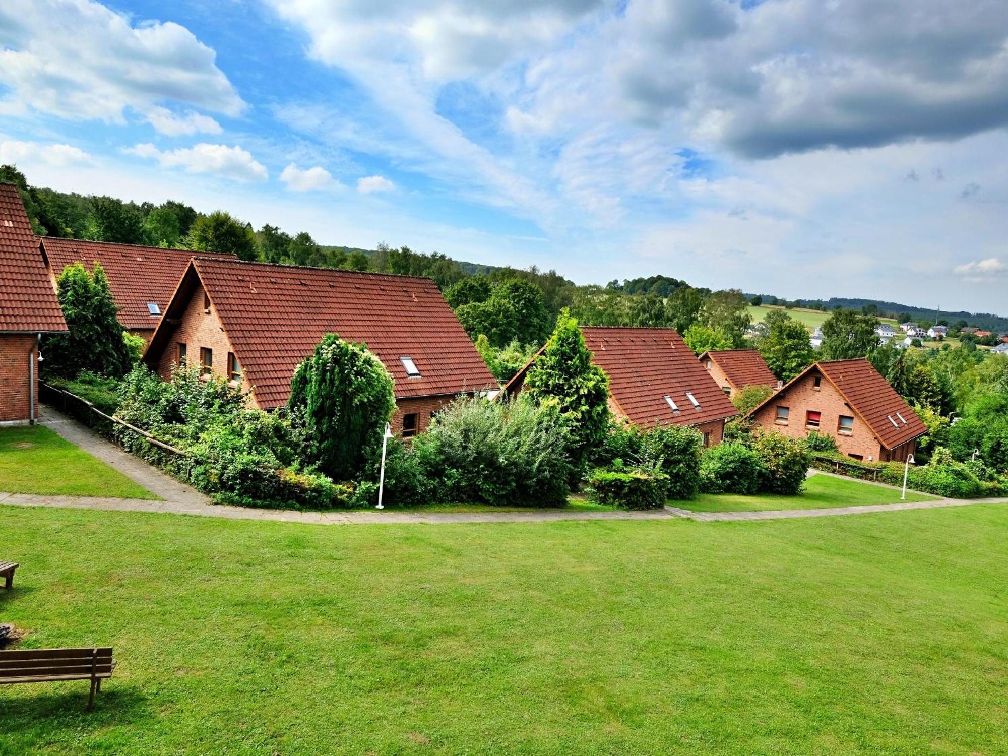 Natur-Ferienpark Nieheim Екстериор снимка